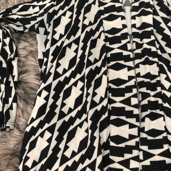 Cardigan - Picture 4 of 4